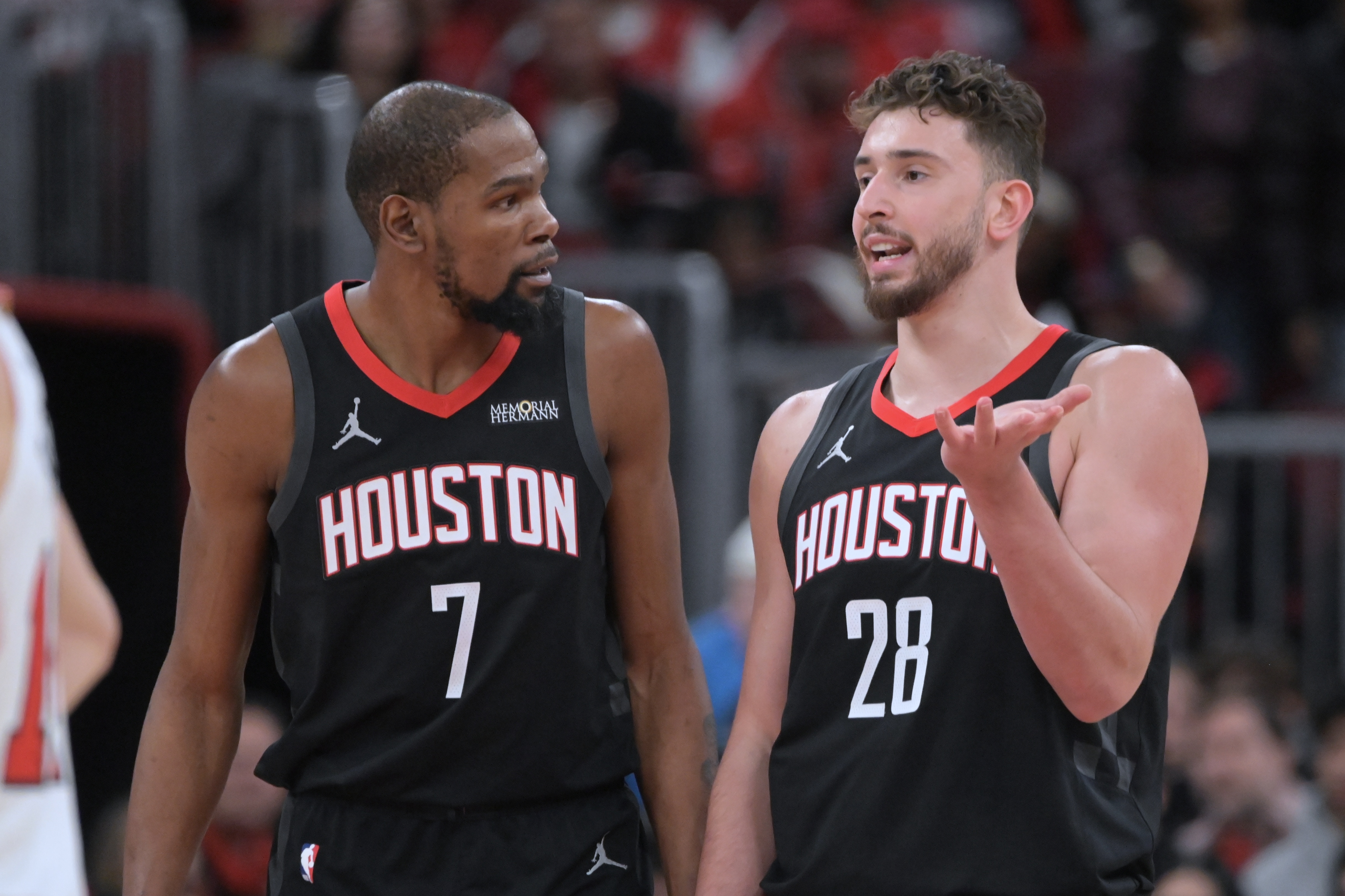 开云体育-杜兰特：申京是我们第四节的能量源泉 这是我们赢球的原因